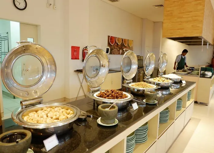 Otel Harris And Conventions Bali 4*